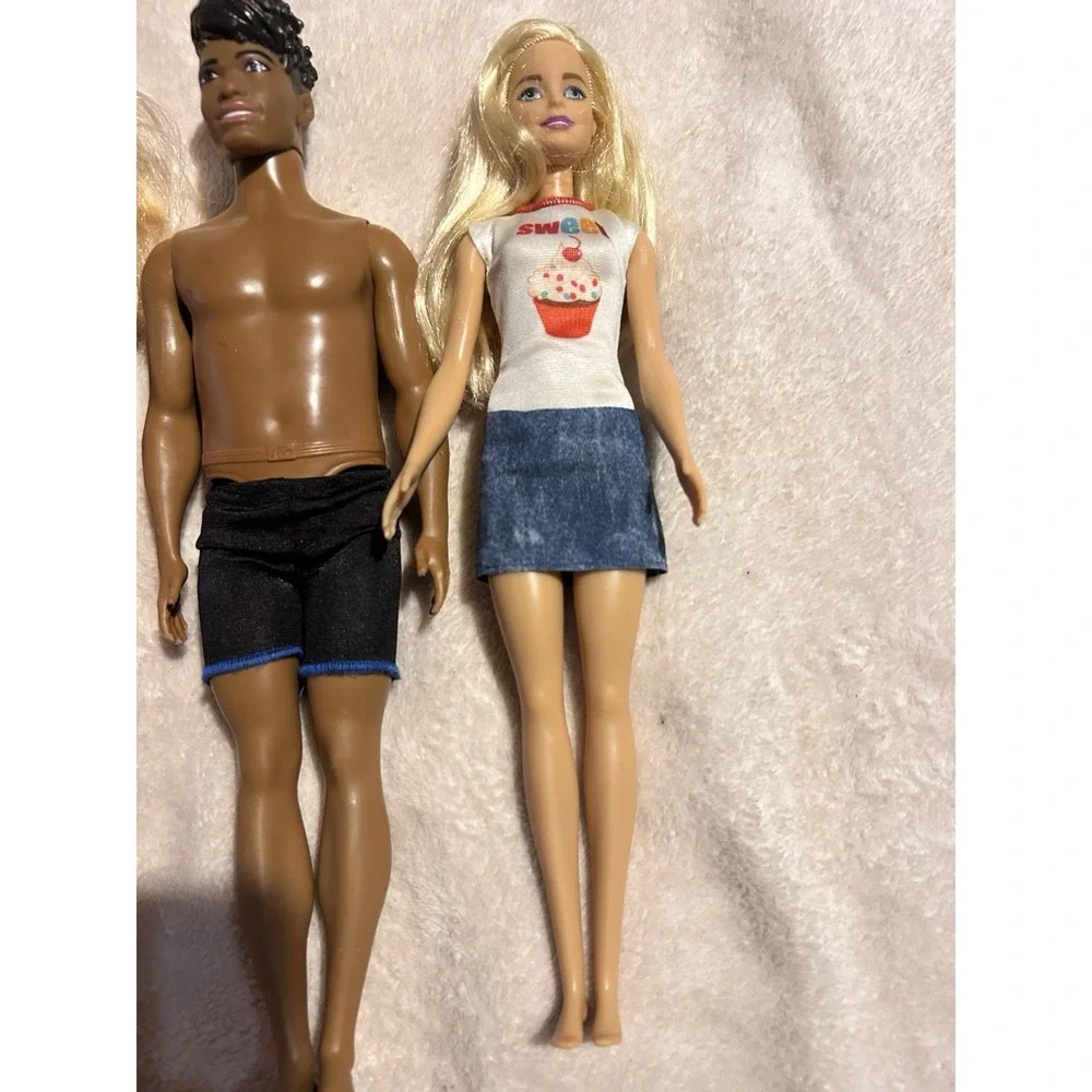 Mixed Lot Of Four Barbies